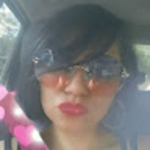 Meet your Posher, Demitria